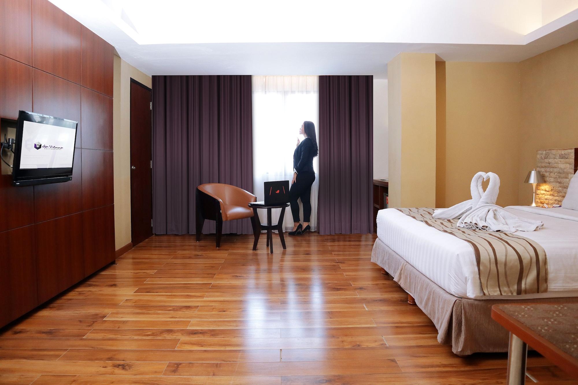Da Vienna Boutique Hotel Batam Exteriör bild